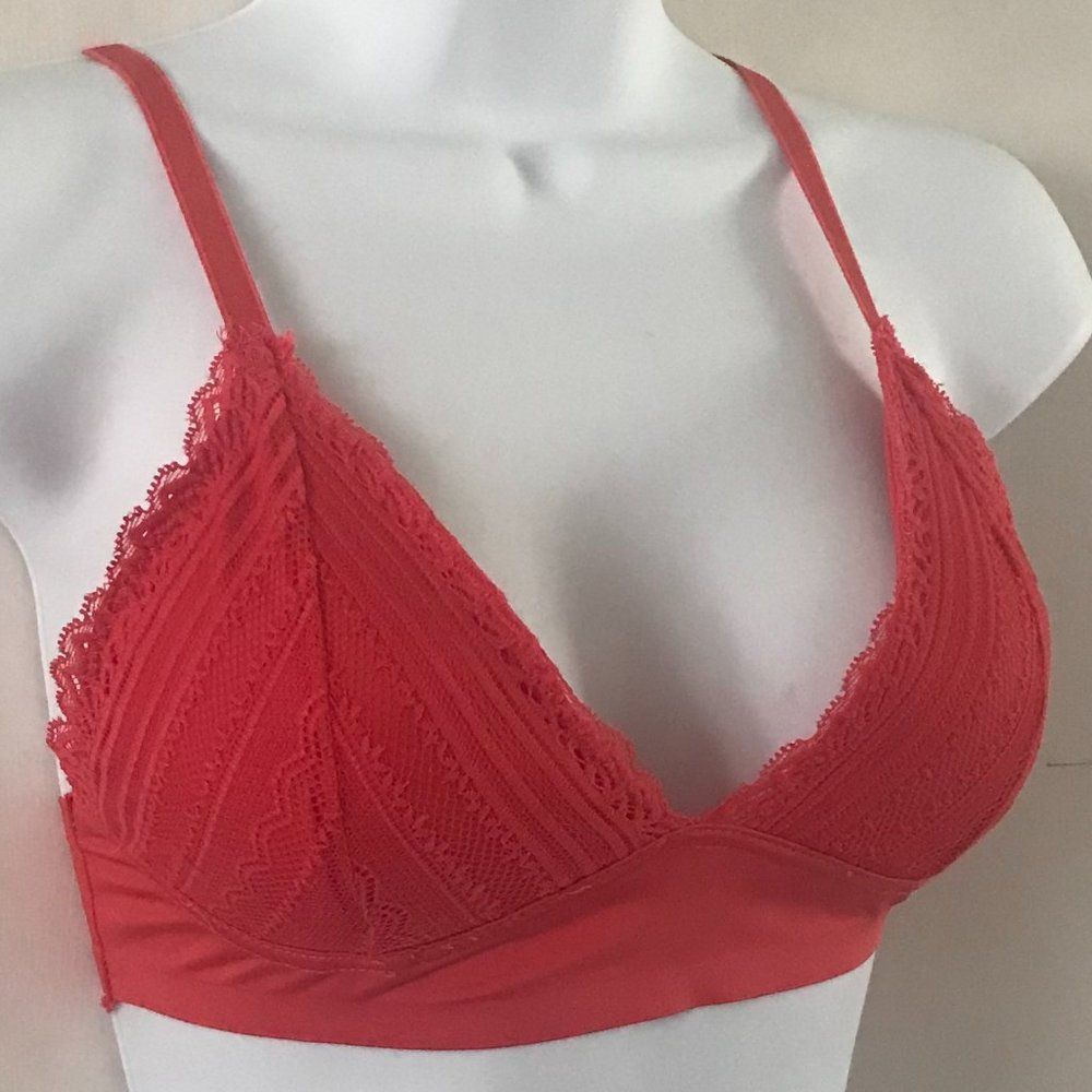 Marilyn Monroe Lace Cup Wirefree Bra
